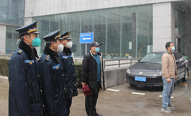 The Management Committee of the space base and his delegation went to Yaobai environmental protection to inspect the resumption of work and production before the festival